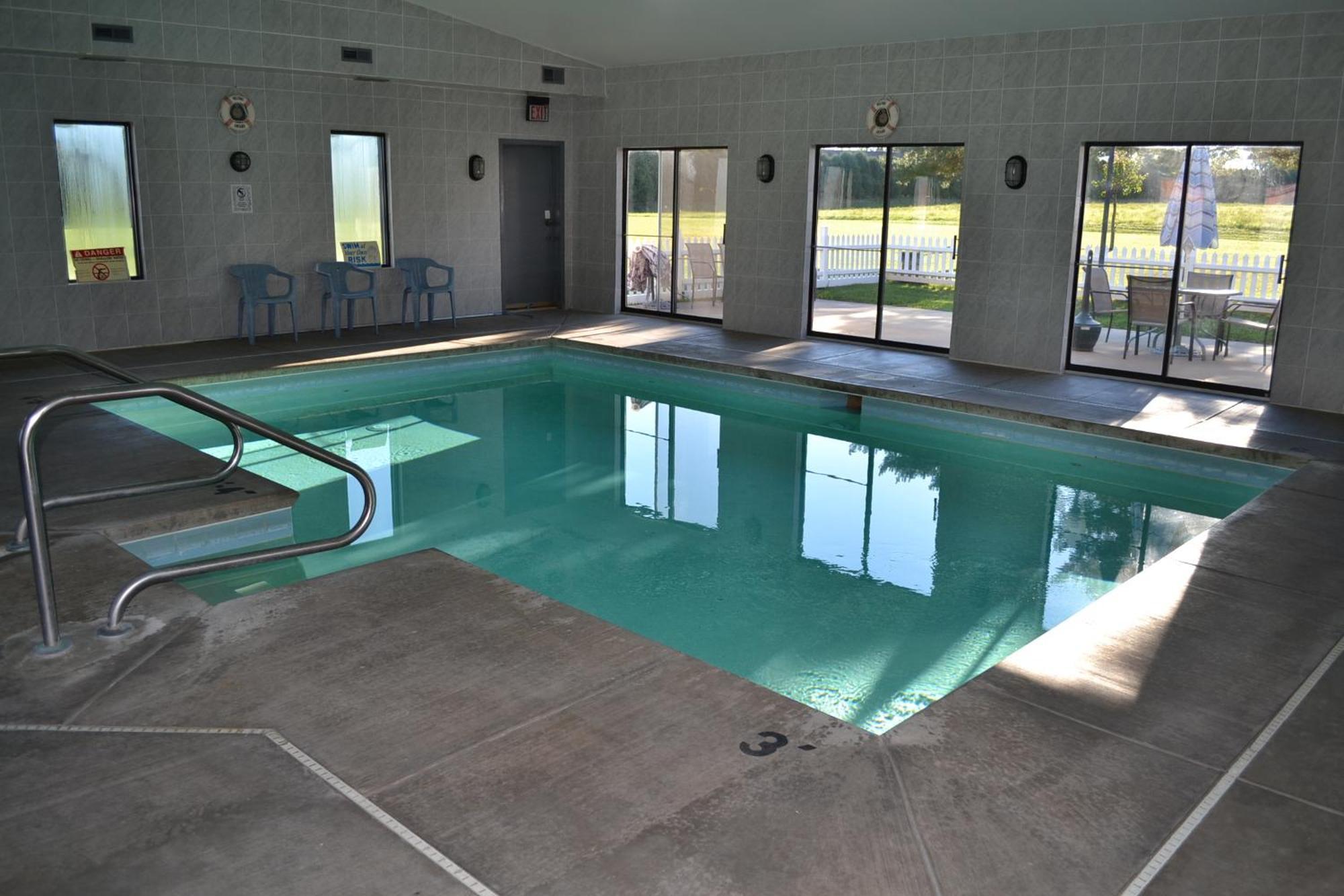 Sky Lodge Inn & Suites - Delavan Einrichtungen foto